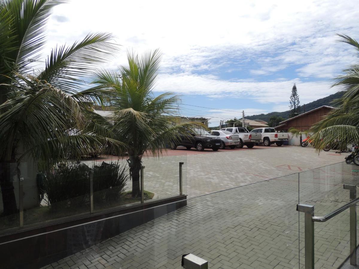 Hotel Recanto Dos Dinossauros Penha  Exterior foto
